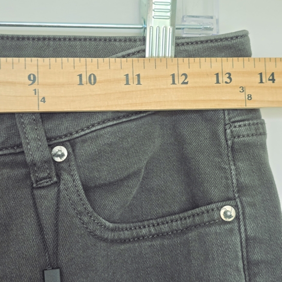 Vigoss Mid Rise Crop Bootcut Jeans Y2K Size 27 Olive Green NWT - Picture 5 of 7